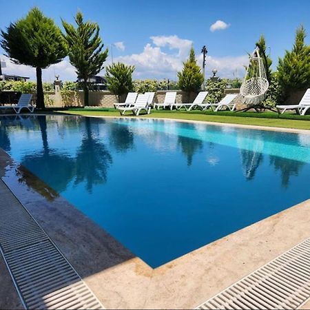 Gardenya Lara Suit Hotel أنطاليا المظهر الخارجي الصورة