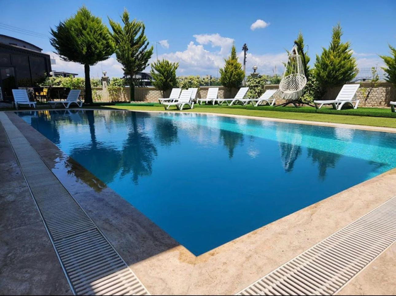 Gardenya Lara Suit Hotel أنطاليا المظهر الخارجي الصورة