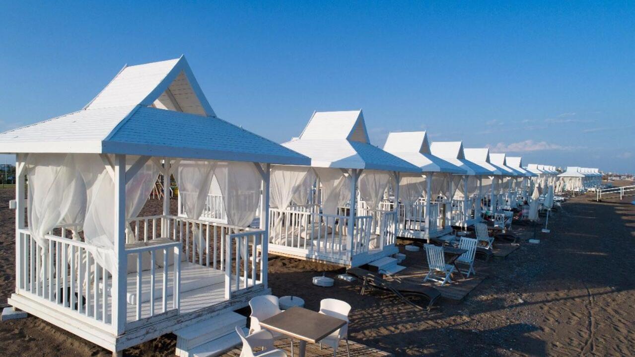 Gardenya Lara Suit Hotel أنطاليا المظهر الخارجي الصورة
